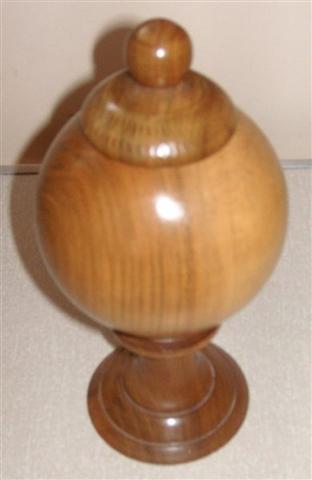 Lidded pot by Bernard Slingsby